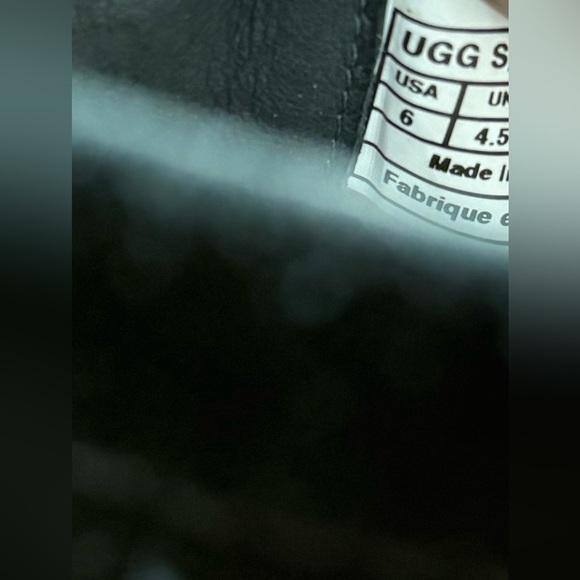 UGG Black Heeled Boots Sleek and Stylish - Picture 13 of 15